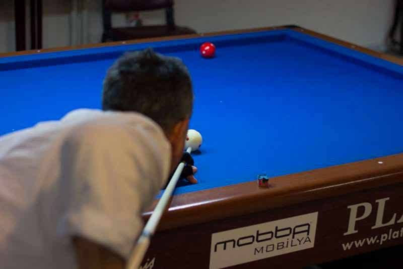 Medya sponsorluğunu Progela Reklam Ajansının üstlendiği 6. Cumhuriyet Bilardo Turnuvası tüm hızı ile devam ediyor.